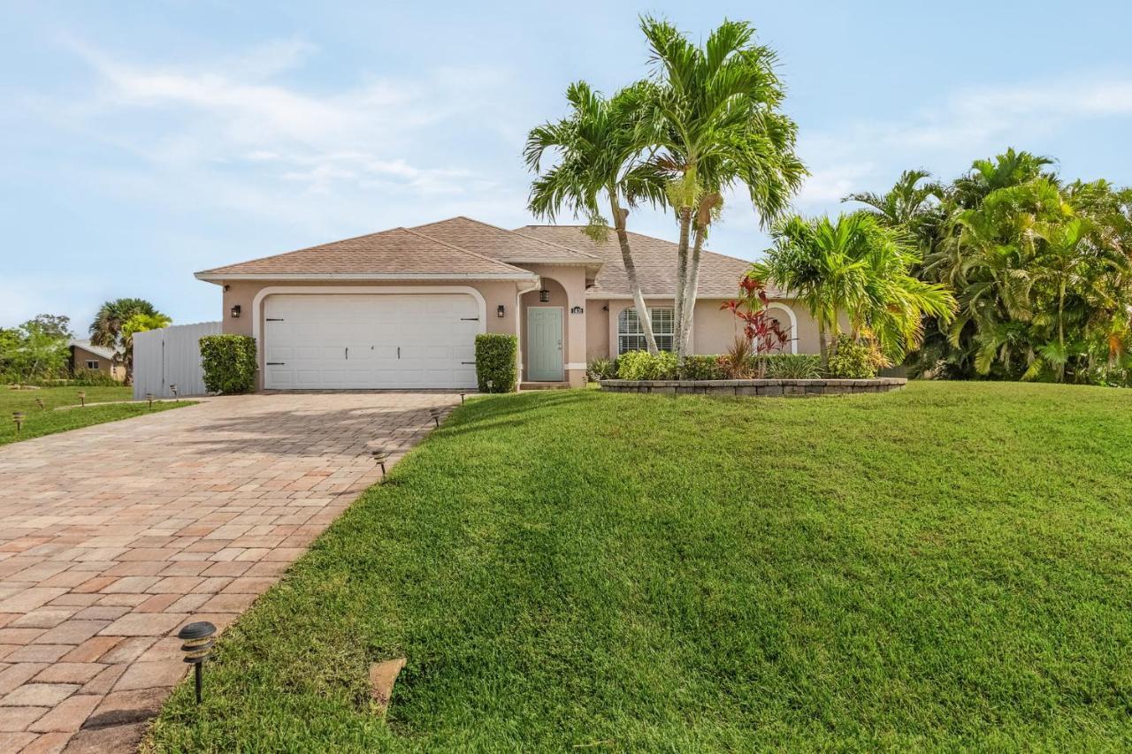 Villa Three Sisters - Roelens Vacations Cape Coral Eksteriør billede