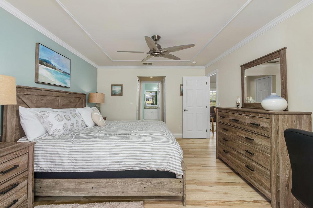 Villa Three Sisters - Roelens Vacations Cape Coral Eksteriør billede